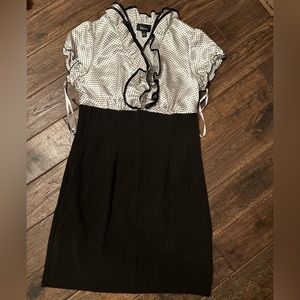 Ladies dress black/ white  ( nice quality )